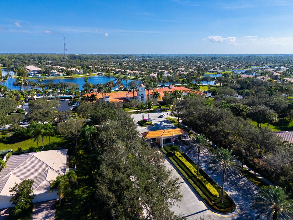 For Sale: $494,500 (2 beds, 2 baths, 1526 Square Feet)