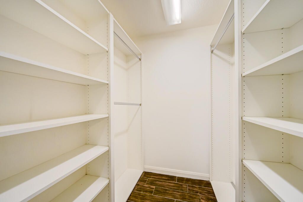 For Sale: $494,500 (2 beds, 2 baths, 1526 Square Feet)