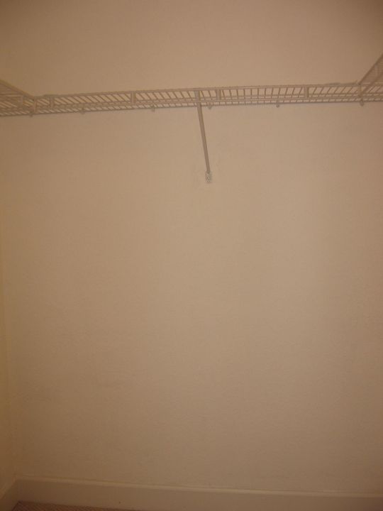 В аренду: $1,900 (1 спален, 1 ванн, 817 Квадратных фут)