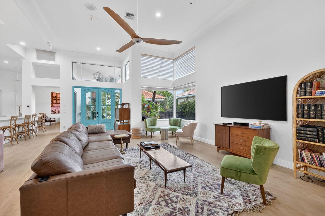 En Venta: $1,150,000 (4 camas, 3 baños, 2956 Pies cuadrados)