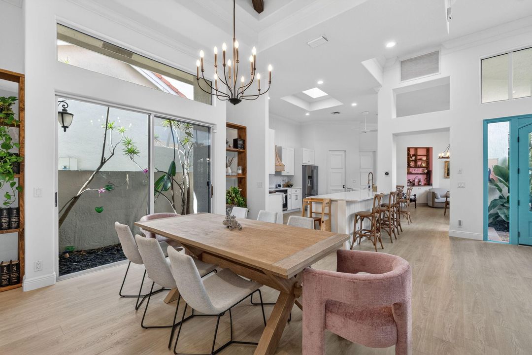 En Venta: $1,150,000 (4 camas, 3 baños, 2956 Pies cuadrados)