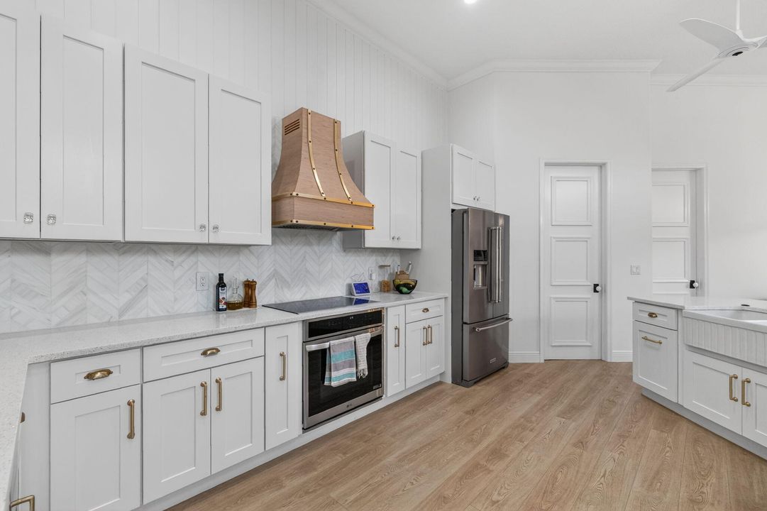 En Venta: $1,150,000 (4 camas, 3 baños, 2956 Pies cuadrados)