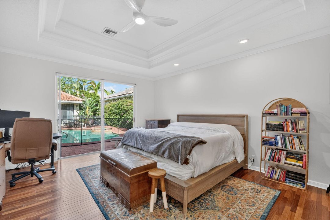 En Venta: $1,150,000 (4 camas, 3 baños, 2956 Pies cuadrados)