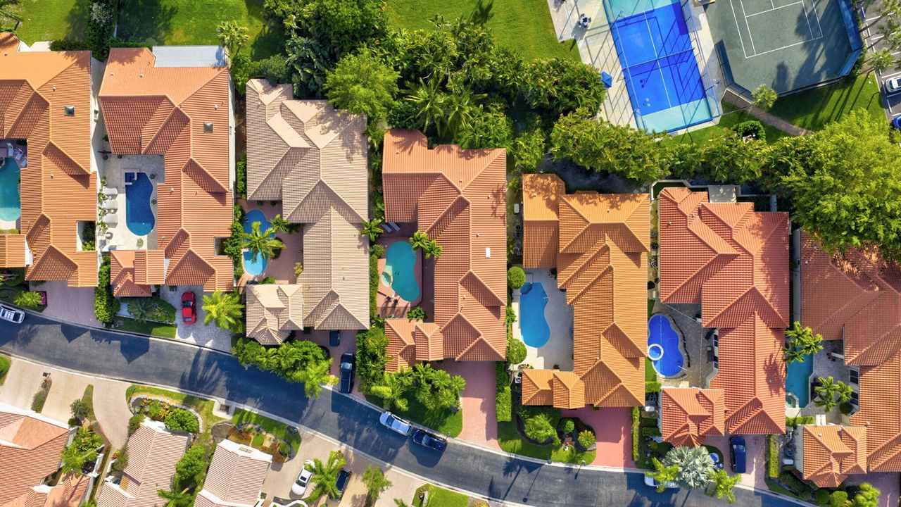 En Venta: $1,150,000 (4 camas, 3 baños, 2956 Pies cuadrados)