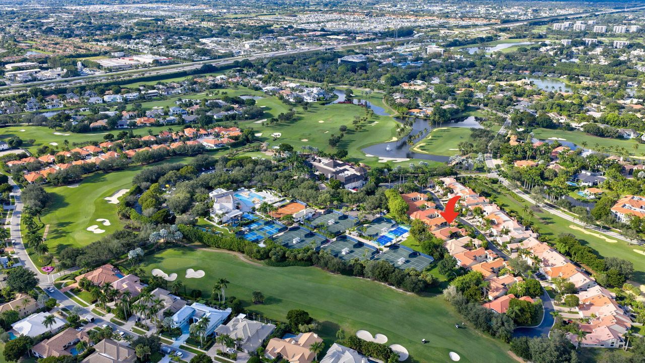 En Venta: $1,150,000 (4 camas, 3 baños, 2956 Pies cuadrados)