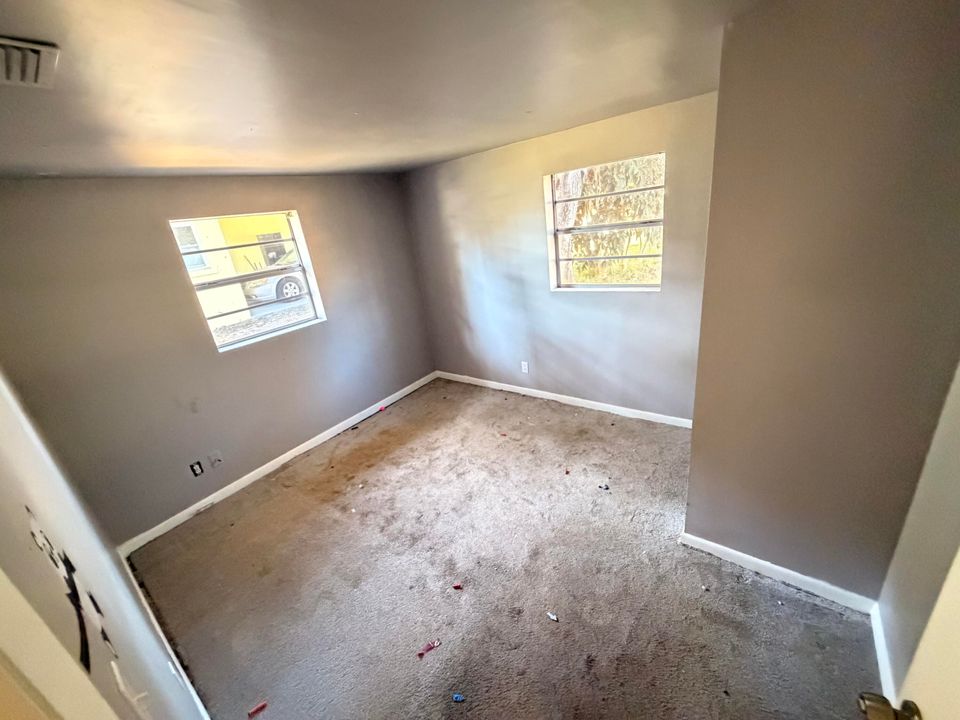 En Venta: $189,900 (2 camas, 2 baños, 1020 Pies cuadrados)