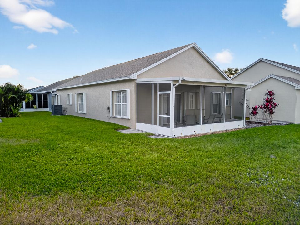 待售: $250,000 (2 贝兹, 2 浴室, 1464 平方英尺)