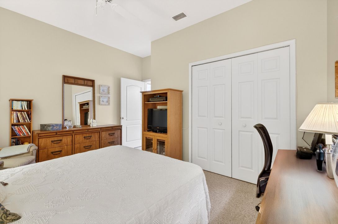 待售: $250,000 (2 贝兹, 2 浴室, 1464 平方英尺)