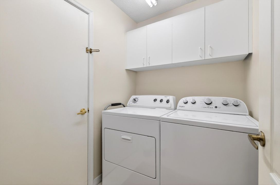 待售: $250,000 (2 贝兹, 2 浴室, 1464 平方英尺)