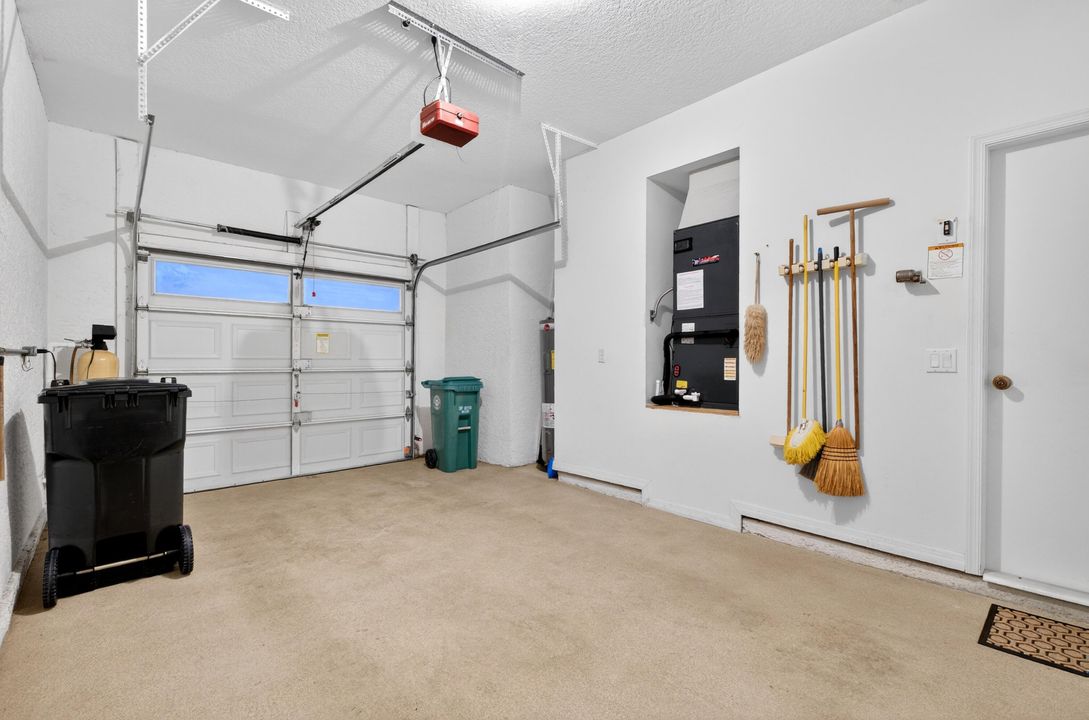 待售: $250,000 (2 贝兹, 2 浴室, 1464 平方英尺)