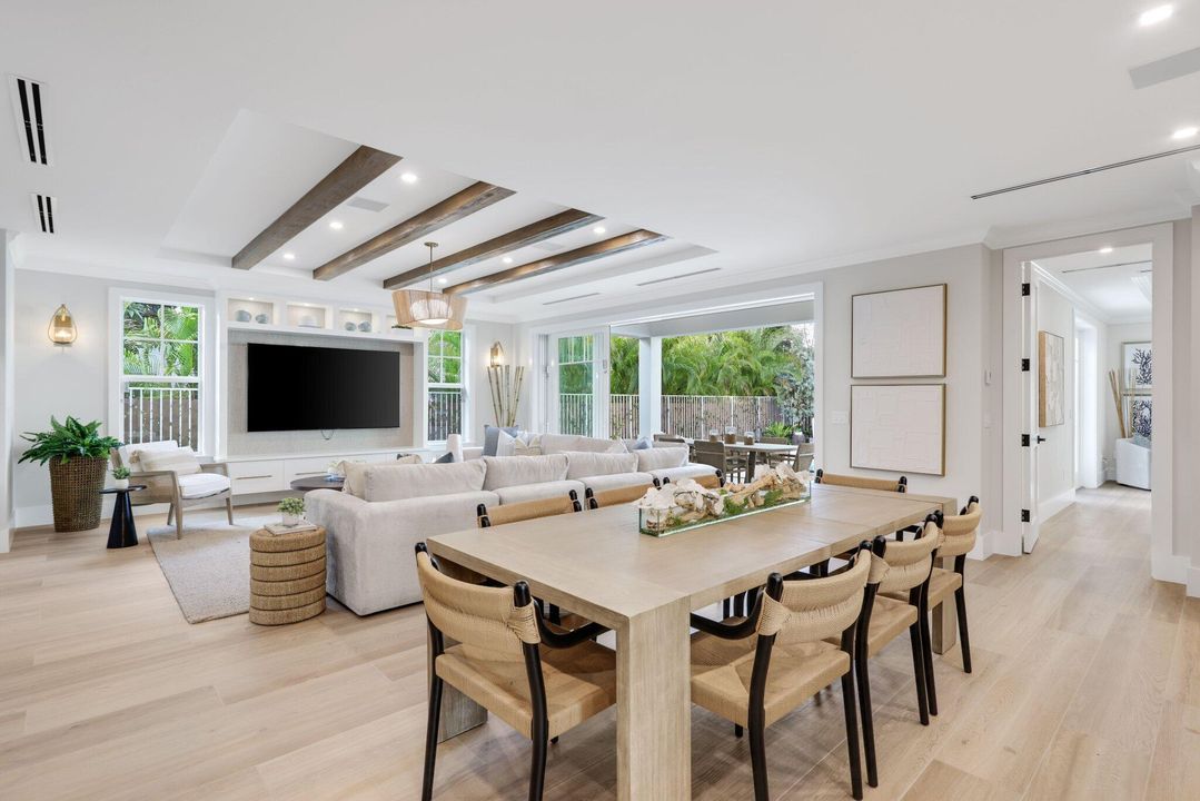 На продажу: $3,595,000 (4 спален, 3 ванн, 3158 Квадратных фут)