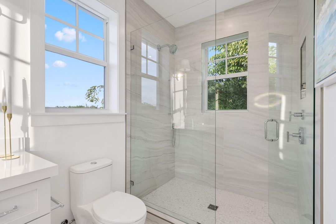 На продажу: $3,595,000 (4 спален, 3 ванн, 3158 Квадратных фут)