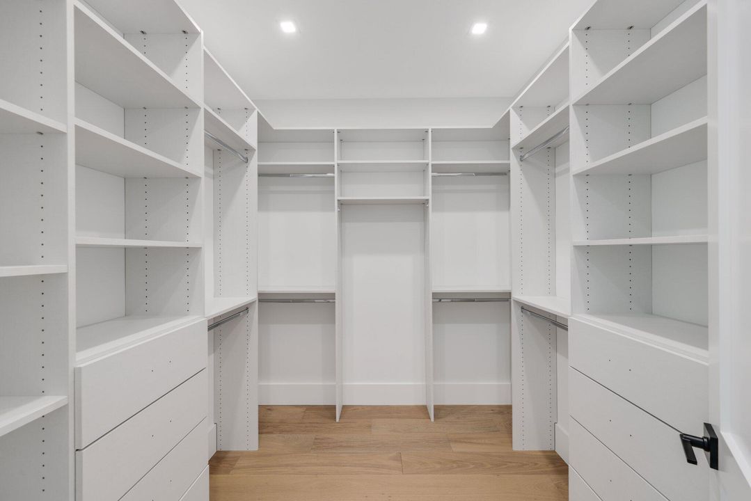 На продажу: $3,595,000 (4 спален, 3 ванн, 3158 Квадратных фут)