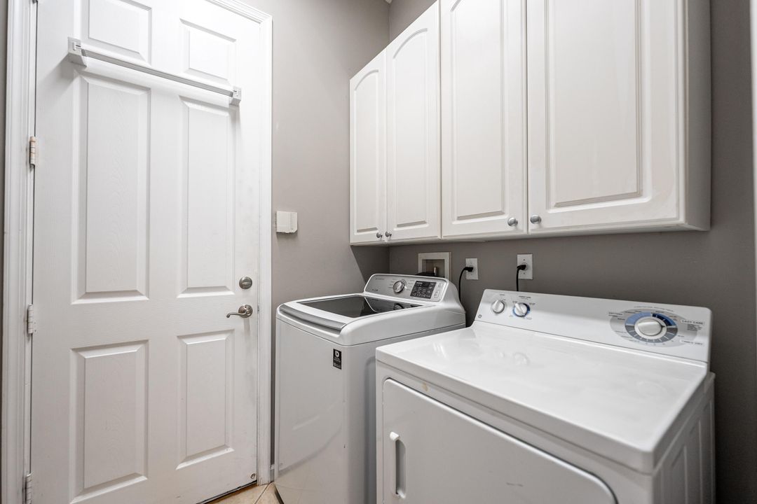 待售: $489,500 (3 贝兹, 3 浴室, 2498 平方英尺)