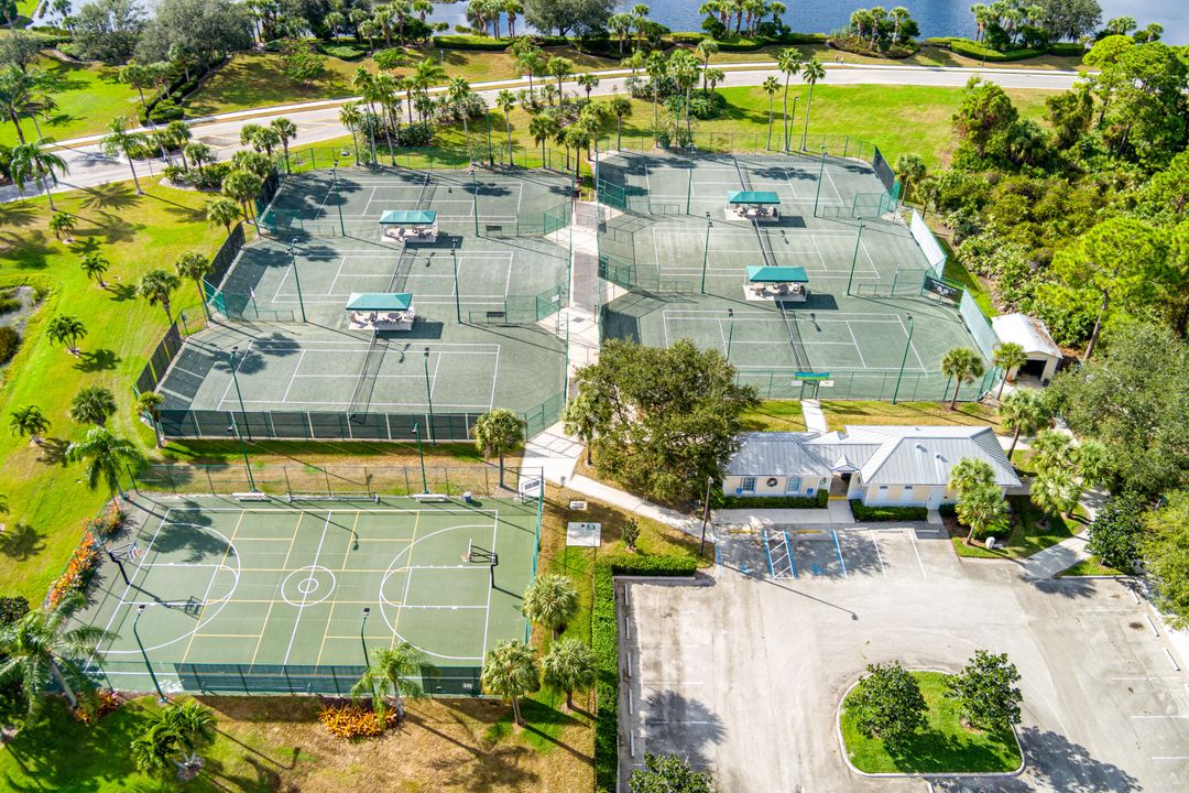 待售: $489,500 (3 贝兹, 3 浴室, 2498 平方英尺)