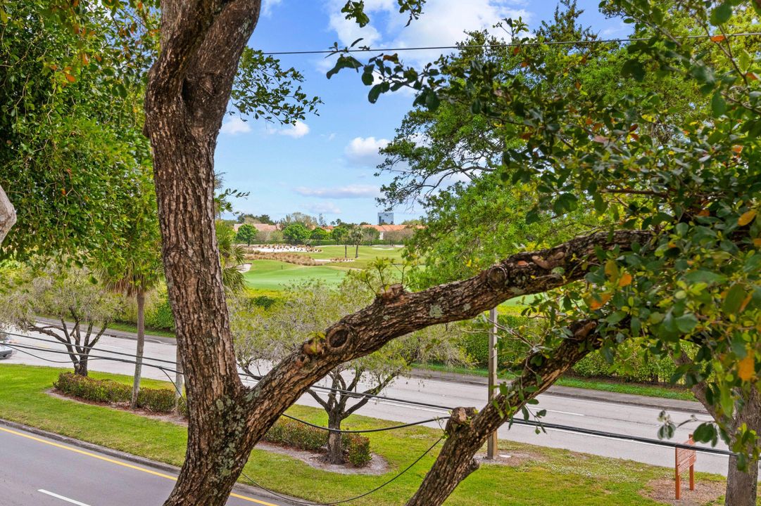 На продажу: $215,000 (2 спален, 1 ванн, 914 Квадратных фут)