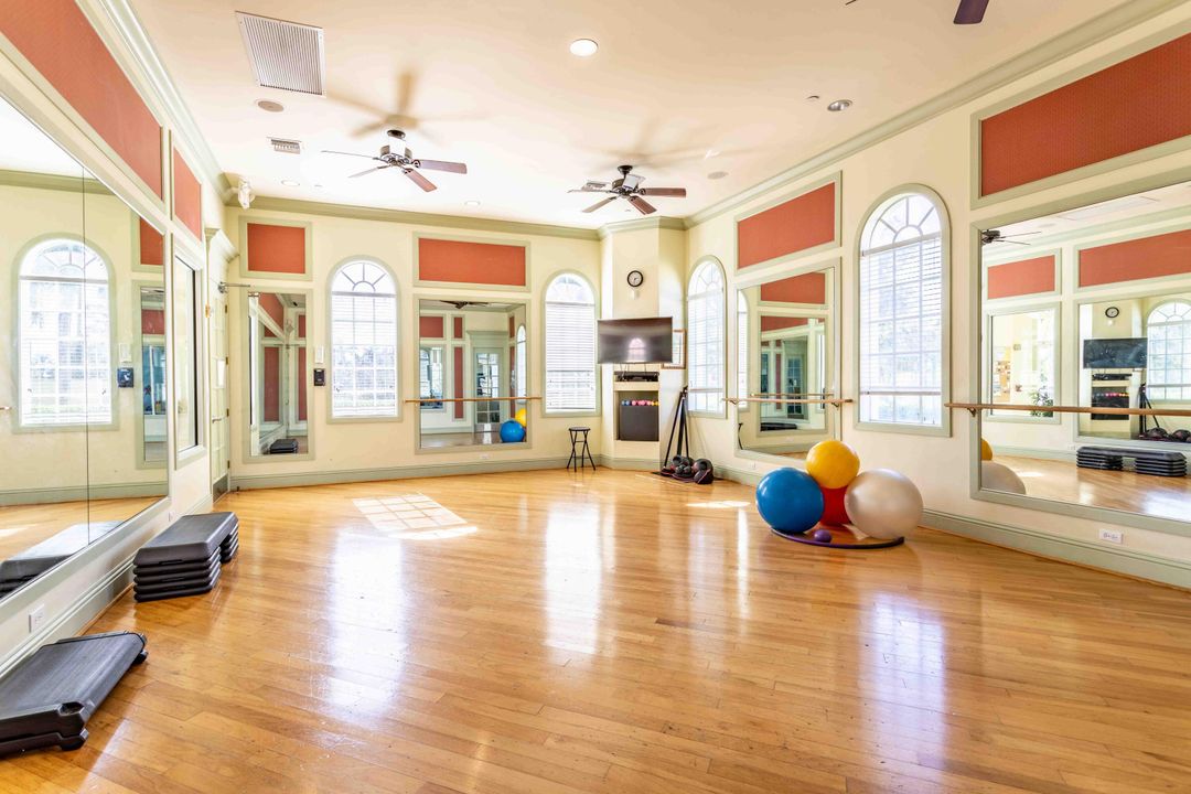 待售: $489,500 (3 贝兹, 3 浴室, 2498 平方英尺)