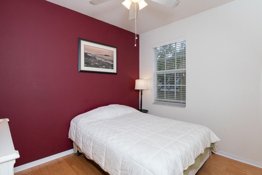 На продажу: $294,900 (3 спален, 2 ванн, 1442 Квадратных фут)