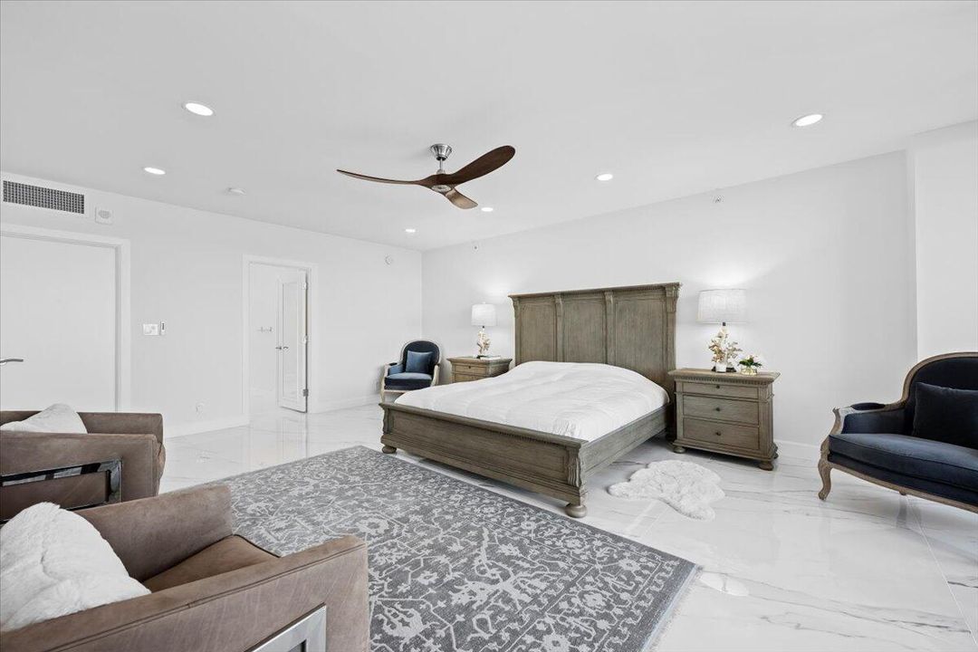 待售: $1,795,000 (2 贝兹, 2 浴室, 2448 平方英尺)