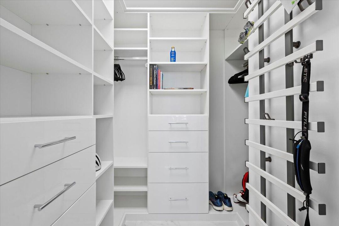 待售: $1,795,000 (2 贝兹, 2 浴室, 2448 平方英尺)