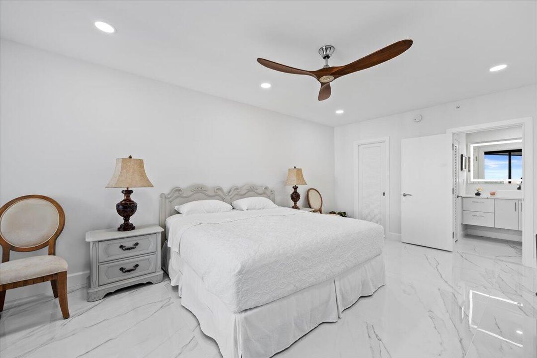 待售: $1,795,000 (2 贝兹, 2 浴室, 2448 平方英尺)