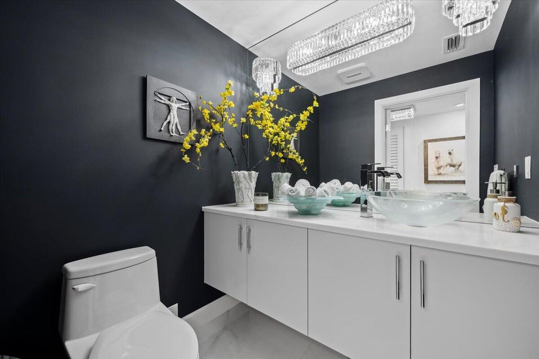 待售: $1,795,000 (2 贝兹, 2 浴室, 2448 平方英尺)