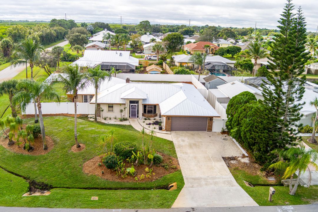 待售: $425,000 (3 贝兹, 3 浴室, 2072 平方英尺)