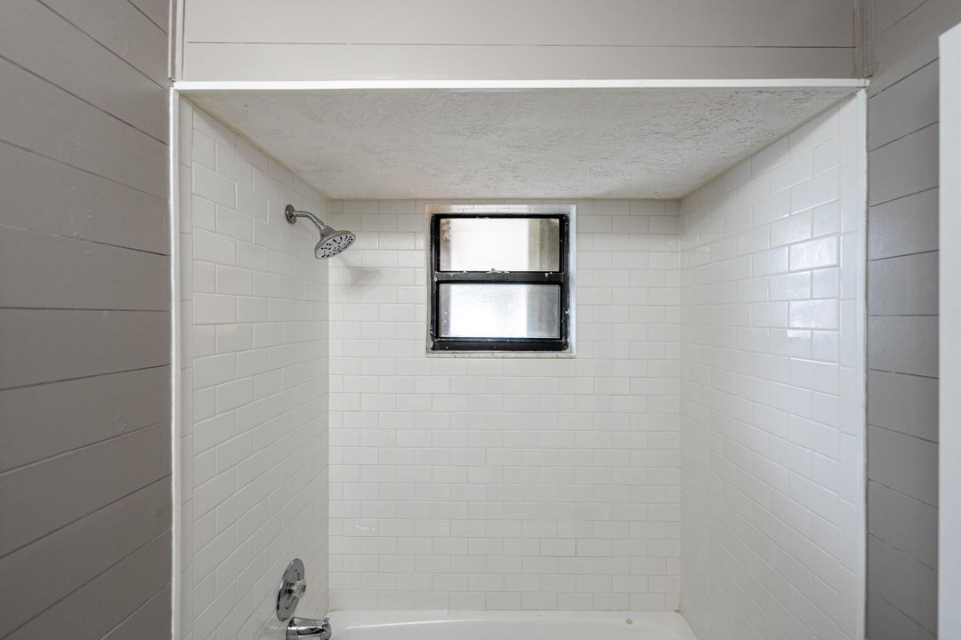 待售: $425,000 (3 贝兹, 3 浴室, 2072 平方英尺)