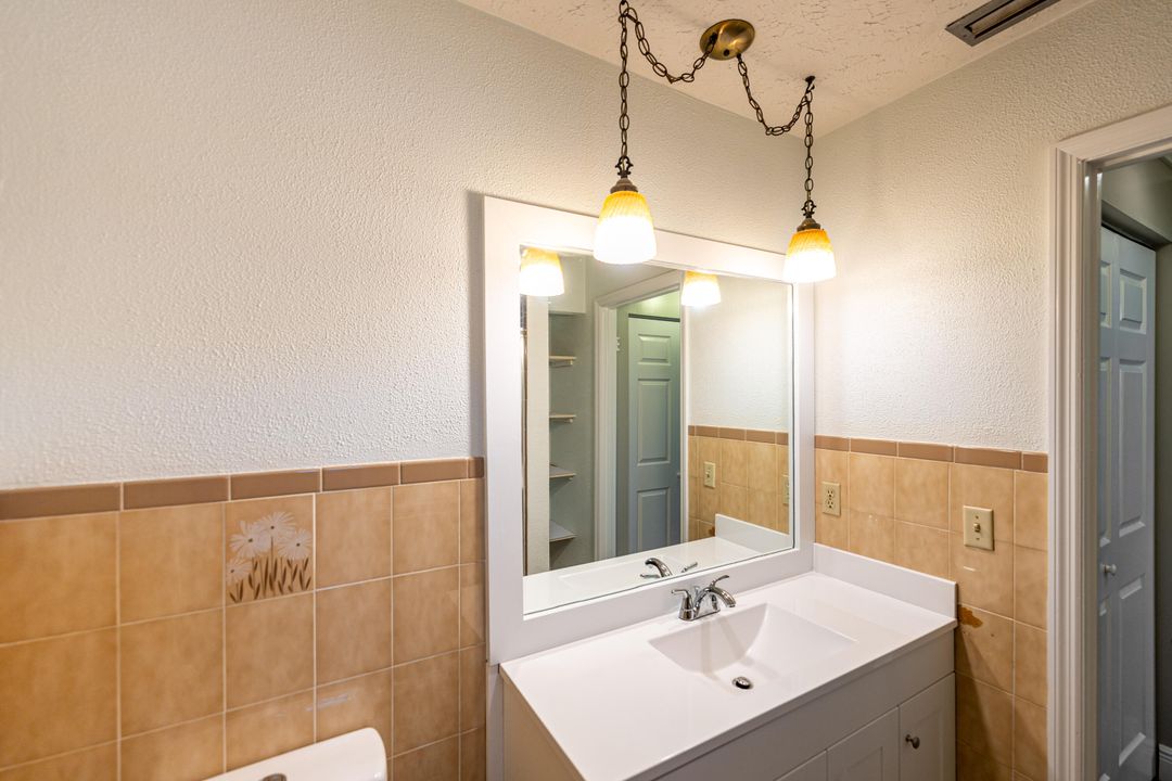 待售: $425,000 (3 贝兹, 3 浴室, 2072 平方英尺)