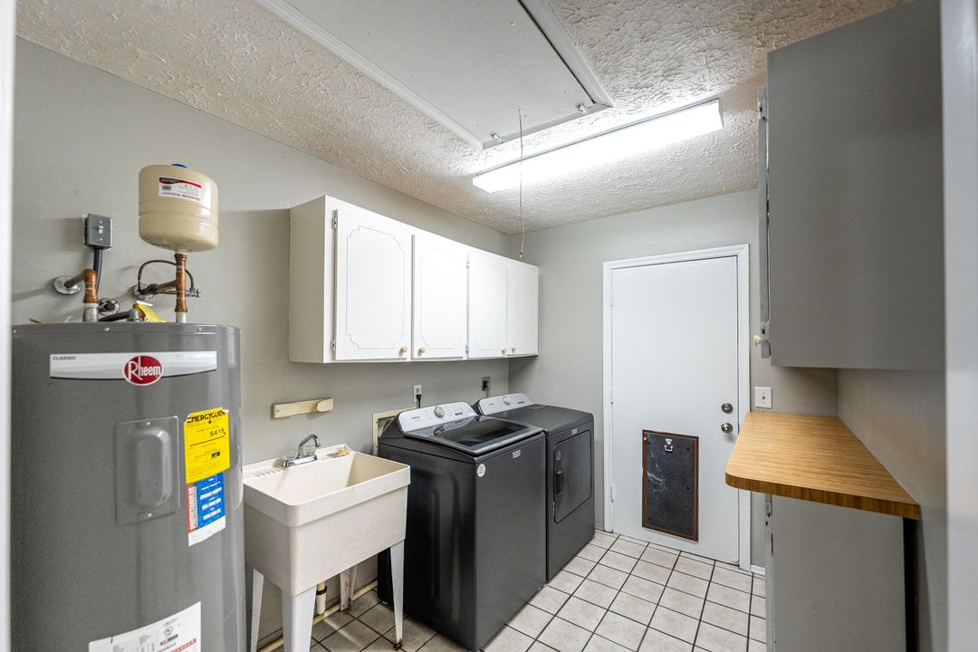 待售: $425,000 (3 贝兹, 3 浴室, 2072 平方英尺)