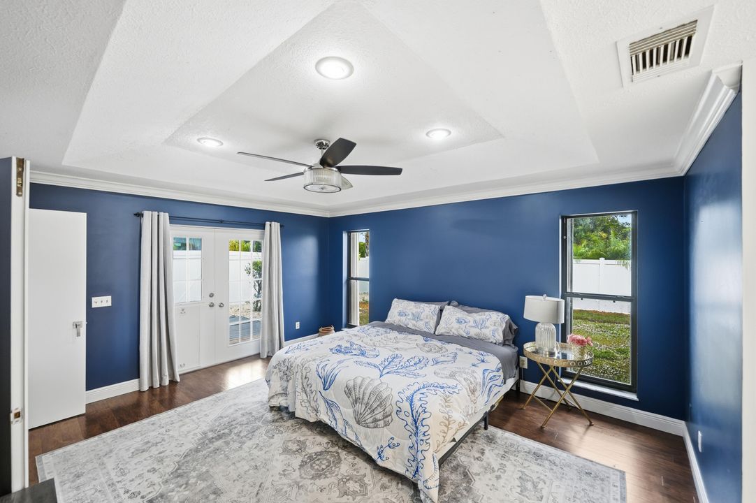 待售: $425,000 (3 贝兹, 3 浴室, 2072 平方英尺)