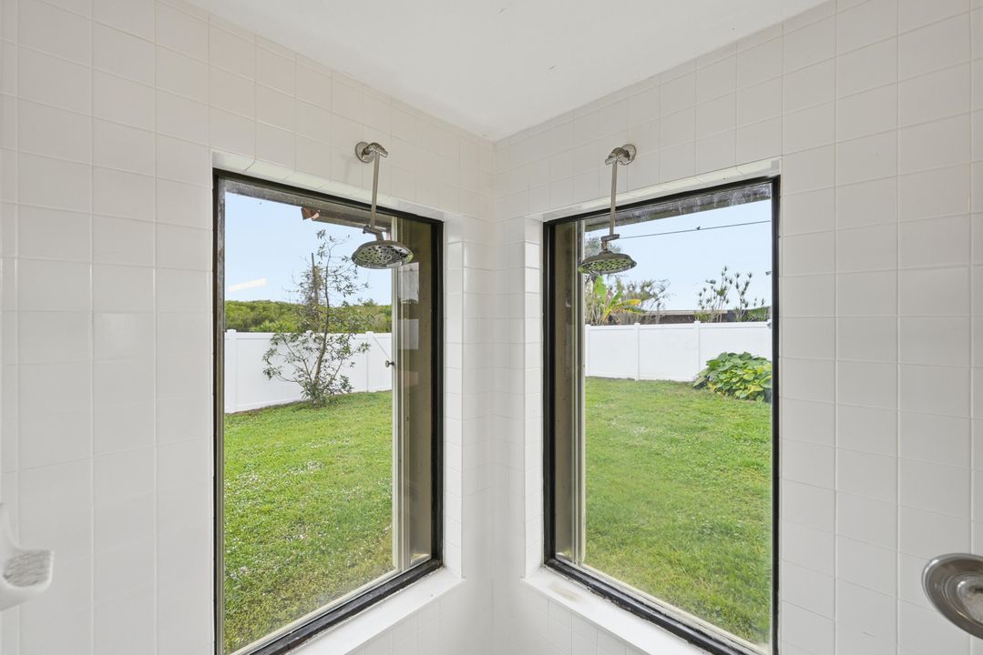 待售: $425,000 (3 贝兹, 3 浴室, 2072 平方英尺)