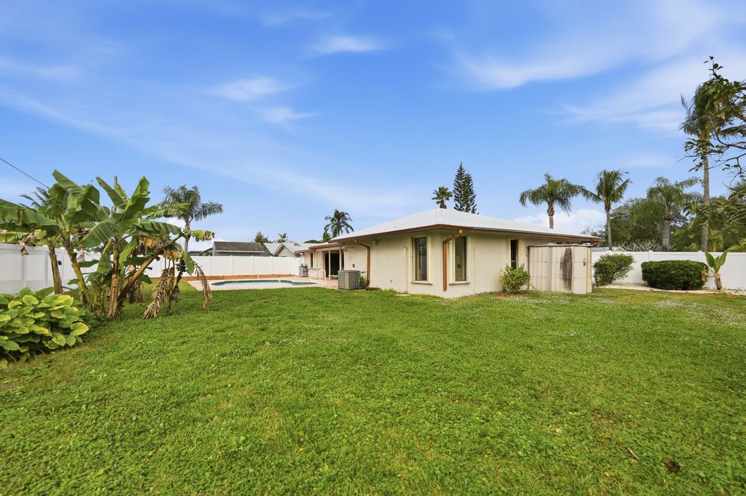 待售: $425,000 (3 贝兹, 3 浴室, 2072 平方英尺)