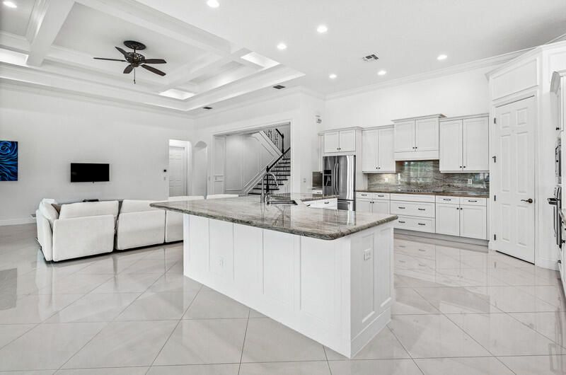 待售: $1,590,000 (4 贝兹, 3 浴室, 3902 平方英尺)