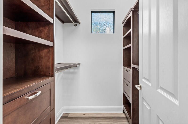 待售: $1,590,000 (4 贝兹, 3 浴室, 3902 平方英尺)