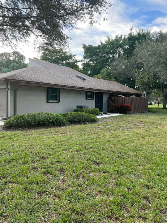 For Sale: $500,000 (3 beds, 2 baths, 1598 Square Feet)