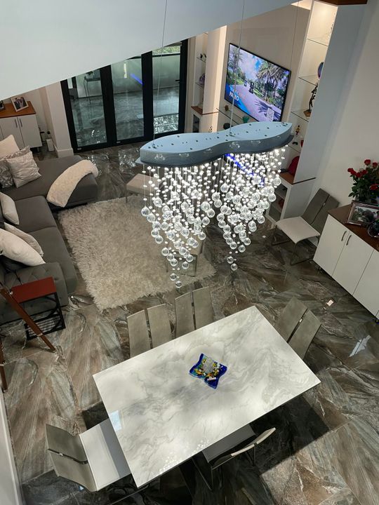 For Sale: $500,000 (3 beds, 2 baths, 1598 Square Feet)