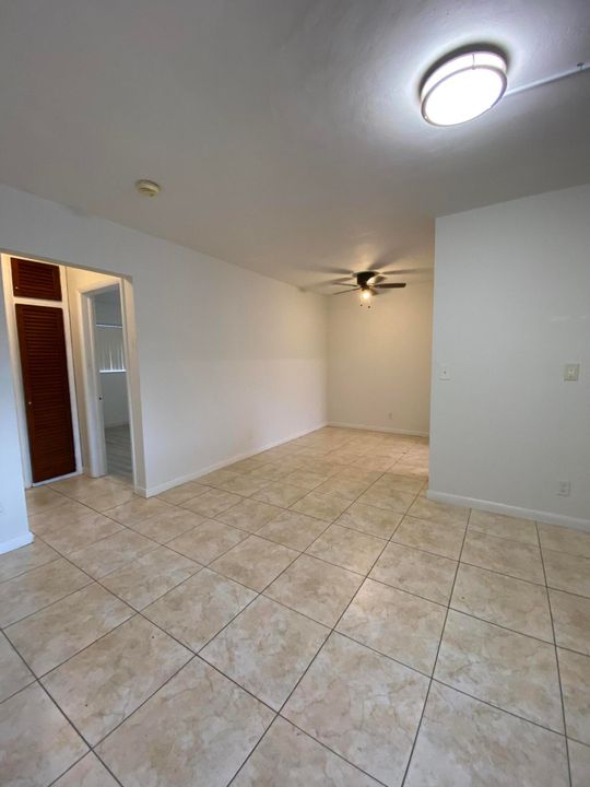 В аренду: $1,450 (1 спален, 1 ванн, 600 Квадратных фут)