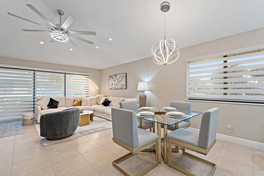 待售: $549,999 (2 贝兹, 2 浴室, 1135 平方英尺)