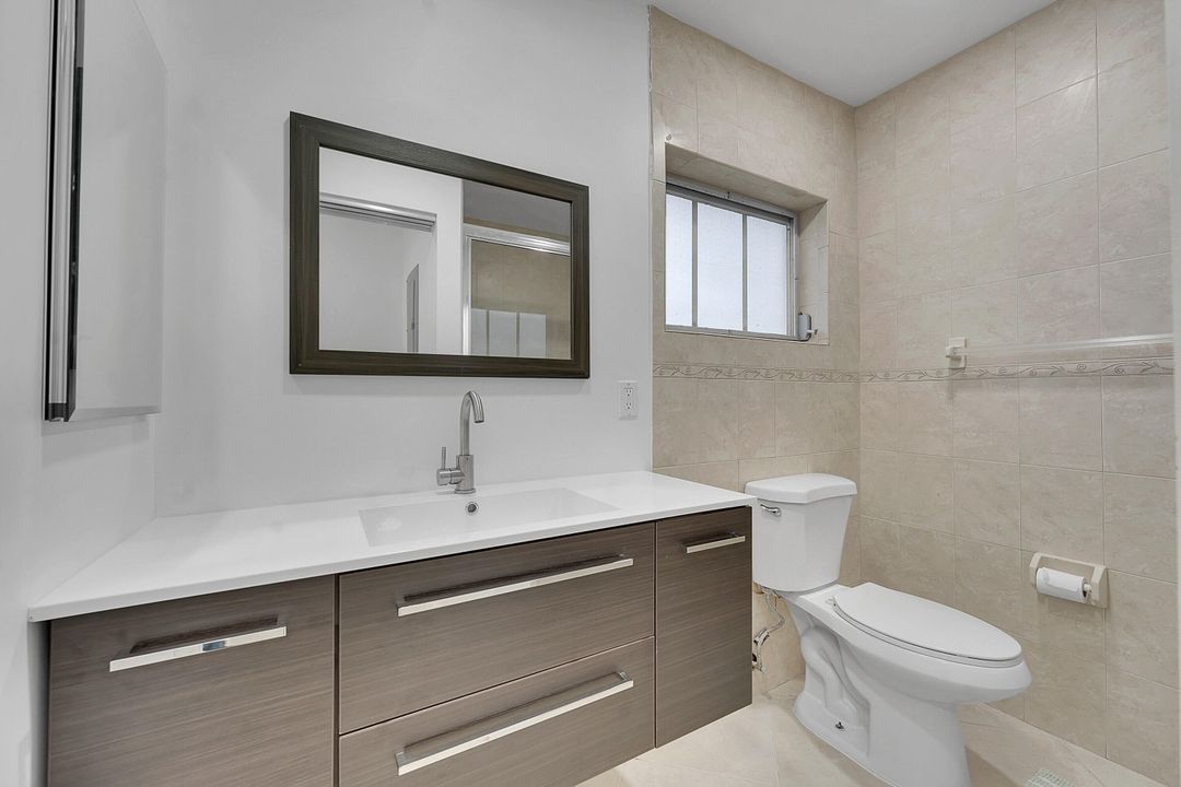 待售: $98,000 (1 贝兹, 1 浴室, 612 平方英尺)