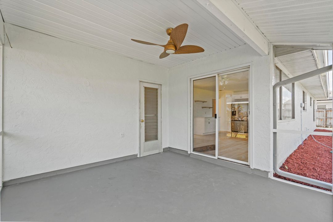 For Sale: $359,000 (3 beds, 2 baths, 1221 Square Feet)