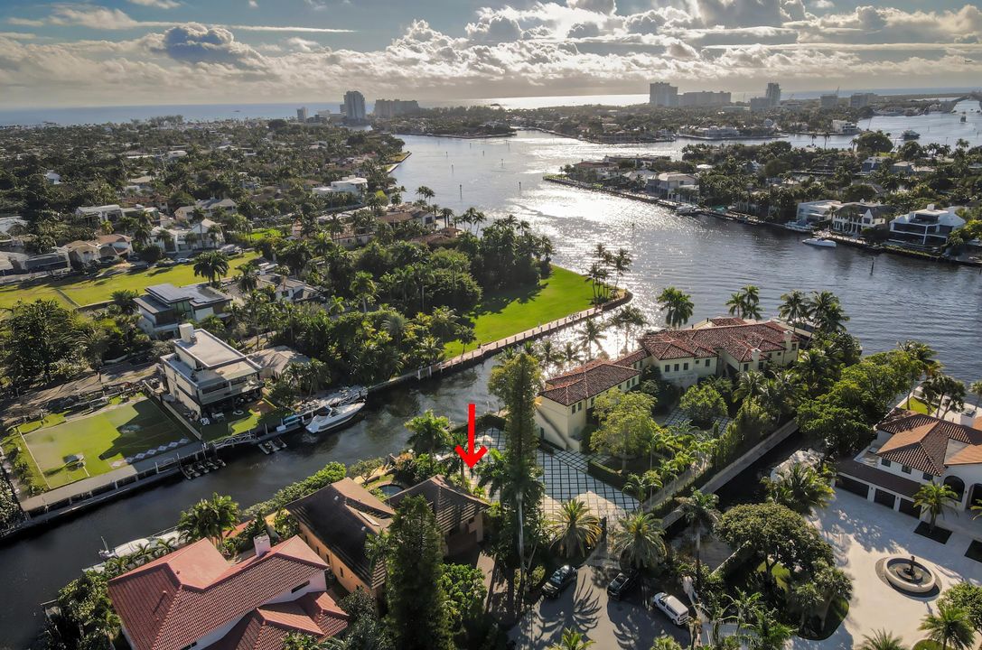 Activo con contrato: $3,600,000 (4 camas, 4 baños, 4452 Pies cuadrados)