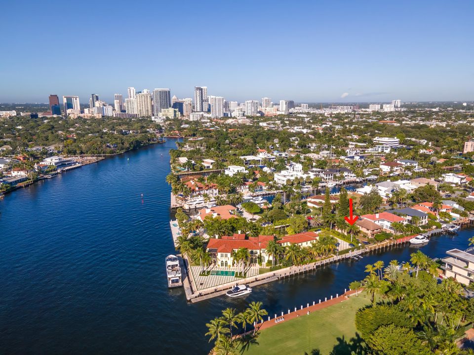 Activo con contrato: $3,600,000 (4 camas, 4 baños, 4452 Pies cuadrados)