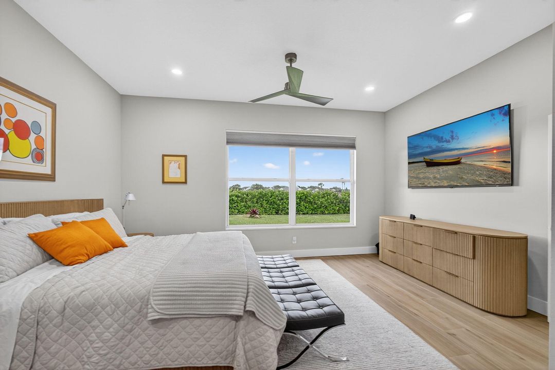 出租: $4,950 (3 贝兹, 2 浴室, 1968 平方英尺)