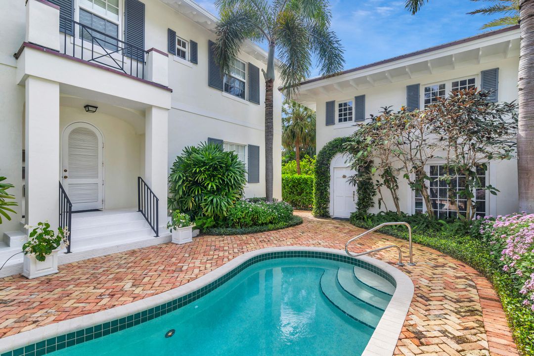 For Rent: $18,500 (3 beds, 2 baths, 1024 Square Feet)