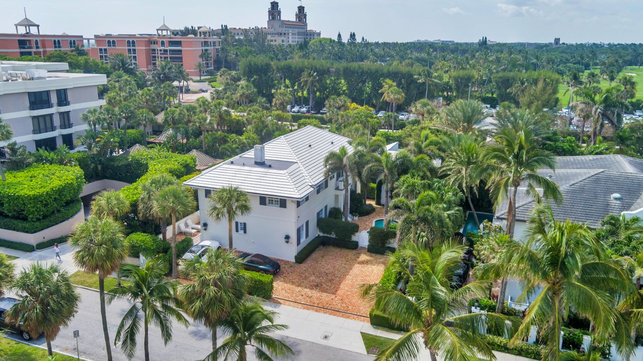 For Rent: $18,500 (3 beds, 2 baths, 1024 Square Feet)