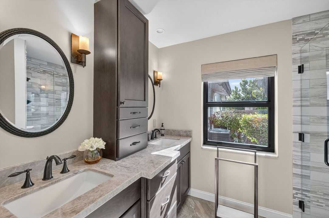 En Venta: $2,725,000 (3 camas, 3 baños, 3489 Pies cuadrados)