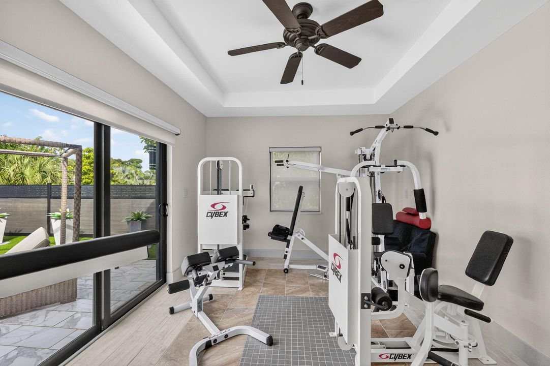 En Venta: $2,725,000 (3 camas, 3 baños, 3489 Pies cuadrados)