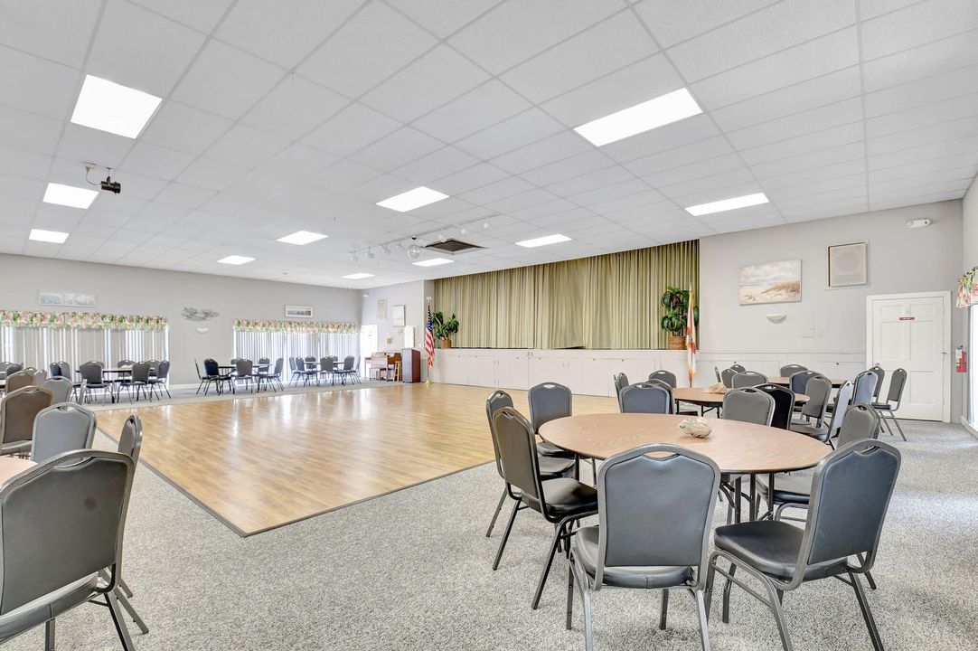 En Venta: $269,995 (2 camas, 2 baños, 1150 Pies cuadrados)