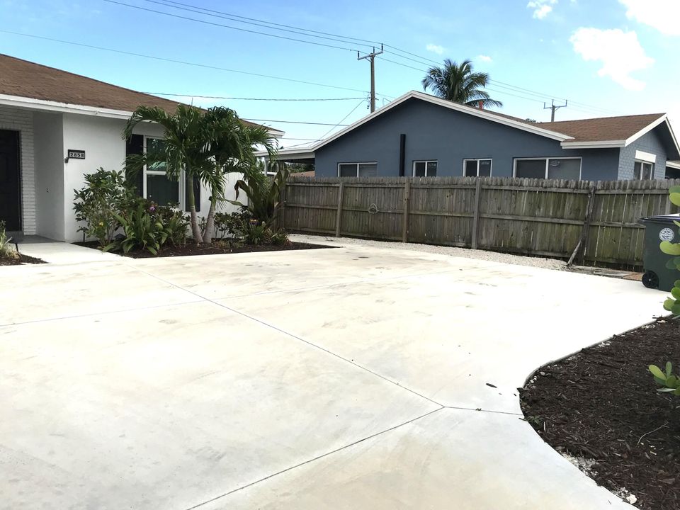 出租: $2,650 (2 贝兹, 2 浴室, 853 平方英尺)